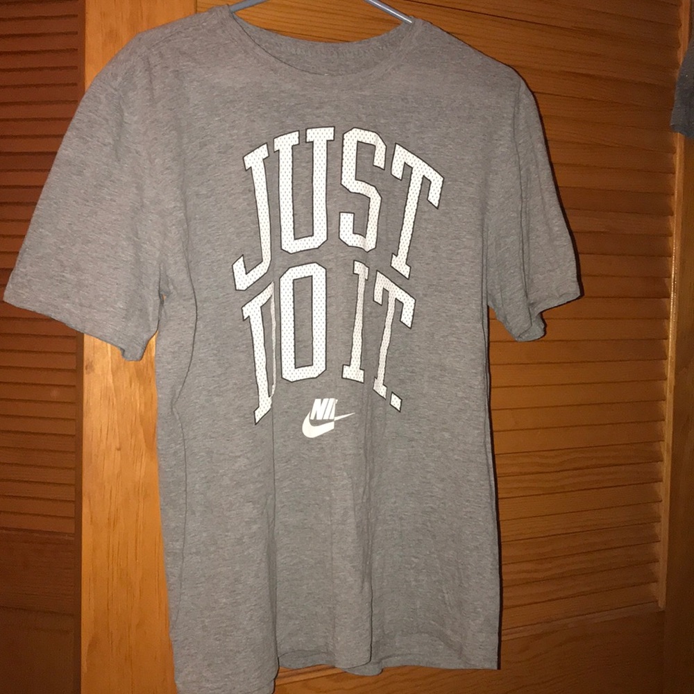 Nike athletic cut “just do it” T-Shirt  Large